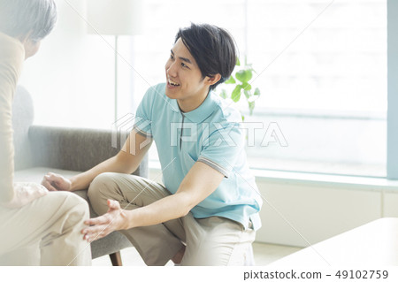 Caregiver 49102759