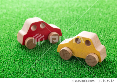 Automobile Automobile 49103912