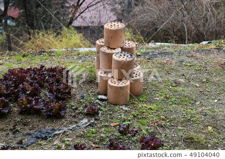 winter fuel briquette 49104040