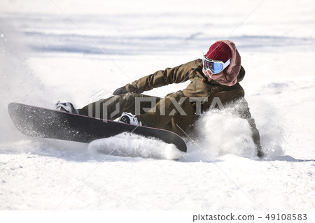Female snowboarder to fall over 49108583