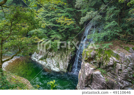 The special scenic Katsudankyo sister waterfall 49110646
