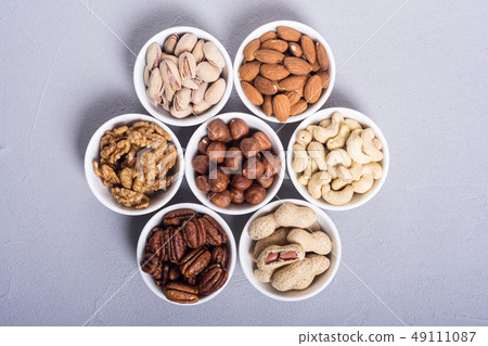 Mix of nuts 49111087