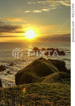 Dawn of Kiritappu Point Dawn of Kiritappu Point 49117344