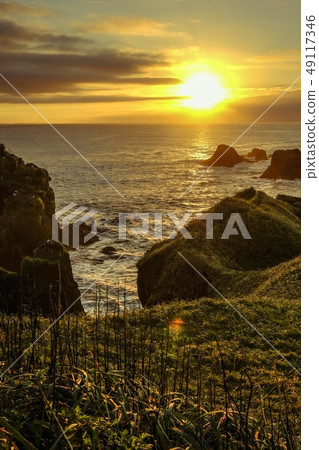 Dawn of Kiritappu Point Dawn of Kiritappu Point 49117346