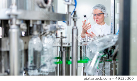 Water bottling line for processing and bottling pure spring water 49123300