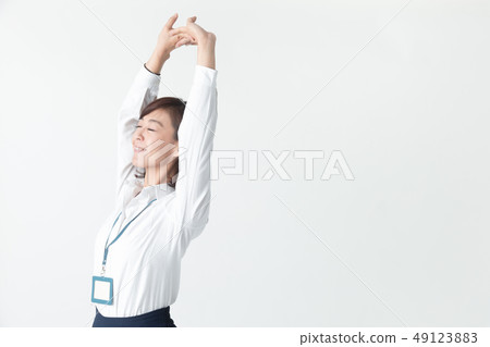 OL, middle woman (white background) 49123883