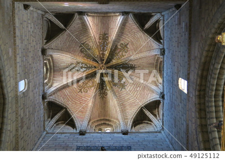 Romanesque San Vicente church completed in the 13th century 49125112