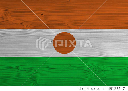 niger flag painted on old wood plank niger flag painted on old wood plank 49128547