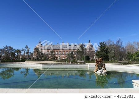 World Heritage Aranjuez Royal Palace and Partere Gardens 49129833