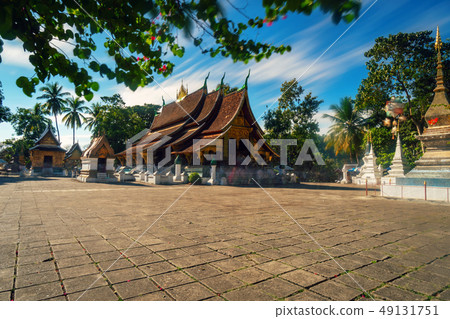 long exposure wat xieng thong at luang prabang, long exposure wat xieng thong at luang prabang, 49131751