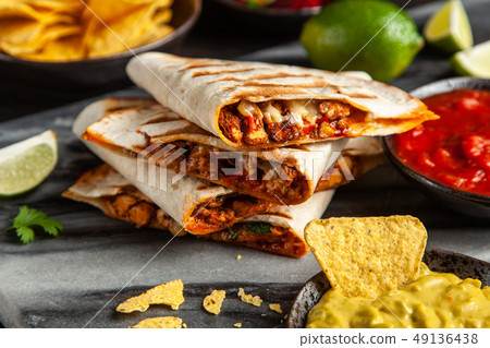 Chicken quesadillas with paprika and cheese 49136438