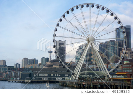 SEATTLE, WASHINGTON, USA - JAN 25th, 2017: A view on Seattle downtown from the waters of Puget Sound 49139525