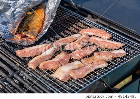 BBQ Fish & Pig Toro BBQ Fish & Pig Toro 49142483