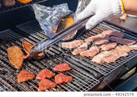 BBQ sizzle feeling 49142579