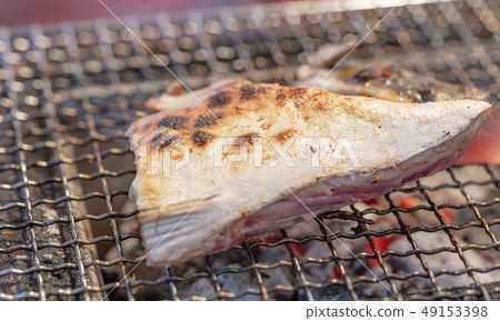Charcoal-grilled grilled grilled grilled chicken (charcoal grilled, grilled grilled, grilled grilled rice, grilled rice, rice dumpling, barbecue, BBQ, grilled meat) Charcoal-grilled grilled grilled grilled chicken (charcoal grilled, grilled grilled, grilled grilled rice, grilled rice, rice dumpling, barbecue, BBQ, grilled meat) 49153398