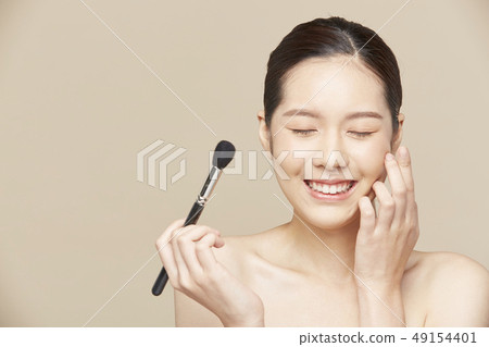 Women beauty 49154401