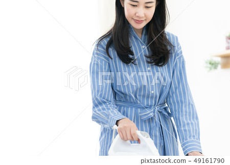 Housekeeping Housekeeping 49161790