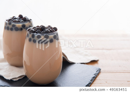 Tapioca milk tea 49163451