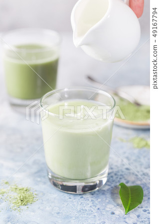 Iced Matcha green latte 49167794