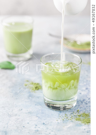 Iced Matcha green latte 49167832