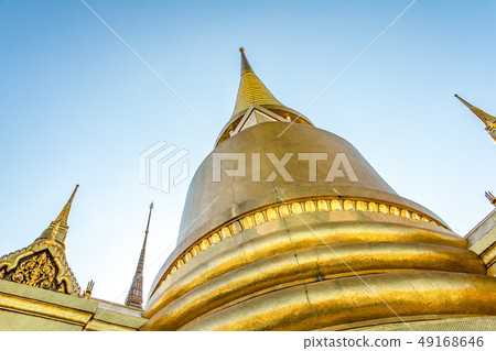 Golden Stupa Wat Phra Kaew 49168646