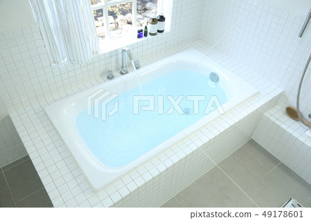 Clean bath 49178601