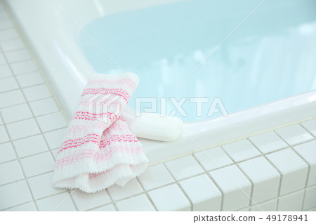 Bathroom Accessories 49178941