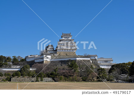 Himeji Castle in March Himeji Castle in March 49179017
