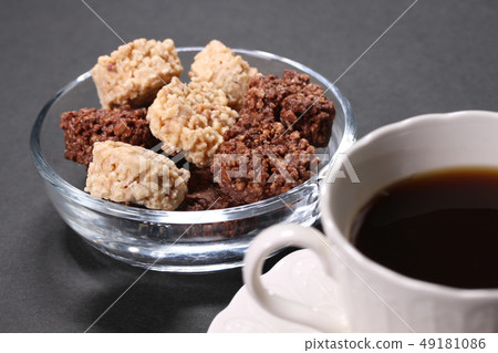 Crunch chocolate and coffee 49181086