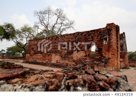 Ruins chapel of Wat Phra Srisanpetch temple. Ruins chapel of Wat Phra Srisanpetch temple. 49184359