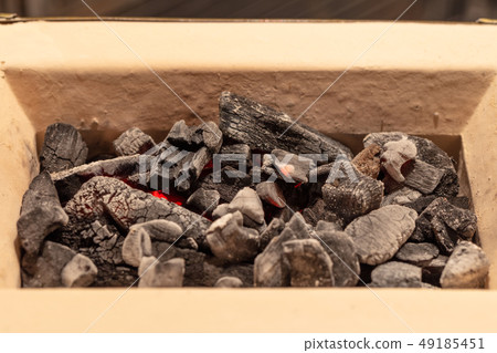 Tabletop seven rings Charcoal-grilled, barbecue, home-drinking, grilling, grilled chicken, grilled meat Tabletop seven rings Charcoal-grilled, barbecue, home-drinking, grilling, grilled chicken, grilled meat 49185451