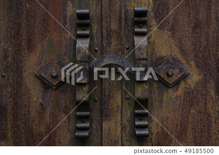 Locking of the door exposed to the long moonlight Locking of the door exposed to the long moonlight 49185500