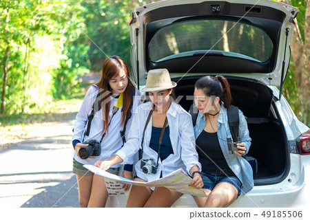 Travel group asian woman traveler sitting Travel group asian woman traveler sitting 49185506