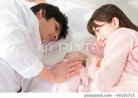 一個家庭 49185715