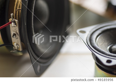 Speaker unit 49185956