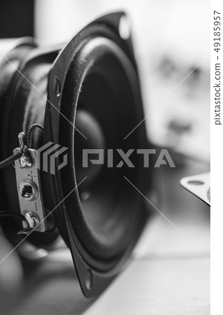 Speaker unit 49185957