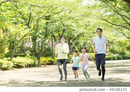 Family Jogging Outdoor Parent-child image 49186233