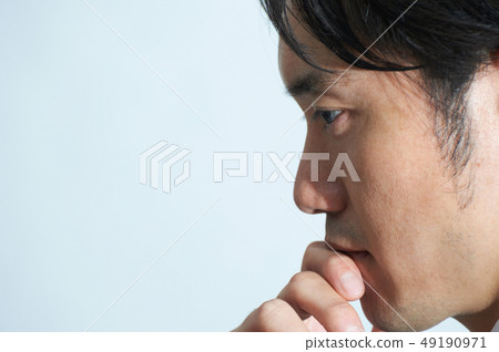 思考的商人 49190971