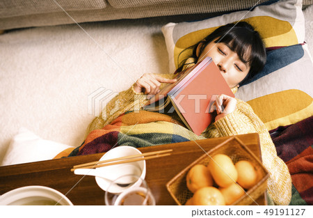 Female Lifestyle Relaxing Female Lifestyle Relaxing 49191127