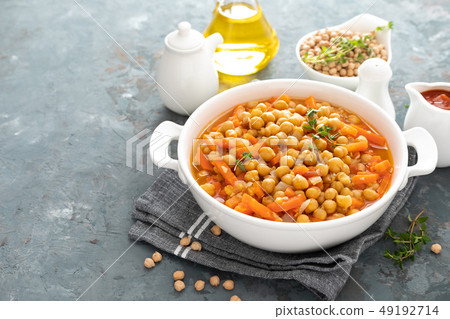 Chana Masala, spicy chickpea curry with carrot Chana Masala, spicy chickpea curry with carrot 49192714