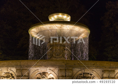 Wittelbacher fountain on Lenbachplatz in Munich 49193510