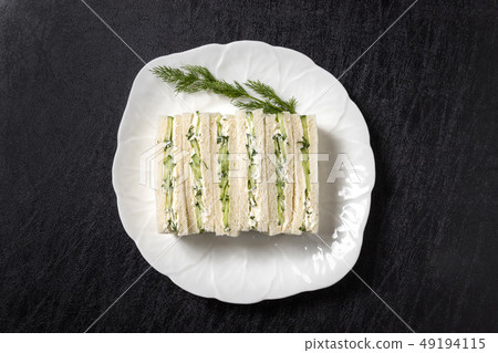 常見的三明治火腿和黃瓜三明治 49194115