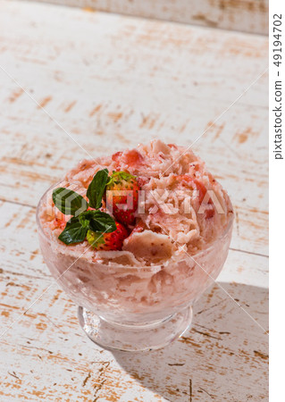 Shaved ice in Asia Shaved ice that Asian fruit 49194702