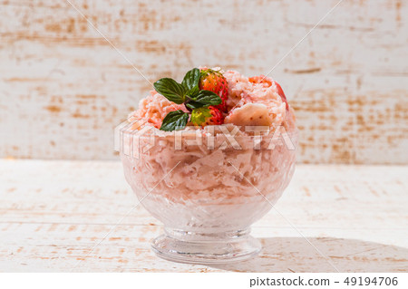 Shaved ice in Asia Shaved ice that Asian fruit 49194706