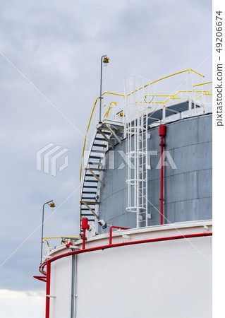 Liquid and fluid gas or oil storage tank, holder Liquid and fluid gas or oil storage tank, holder 49206674