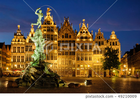 Antwerp Grote Markt with famous Brabo statue and fountain at night, Belgium Antwerp Grote Markt with famous Brabo statue and fountain at night, Belgium 49210009