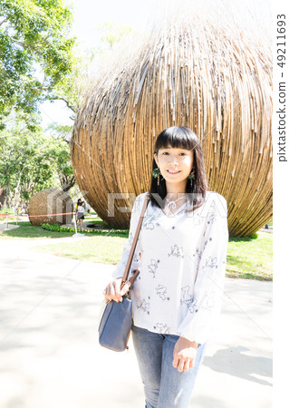 Asian woman Asian woman 49211693