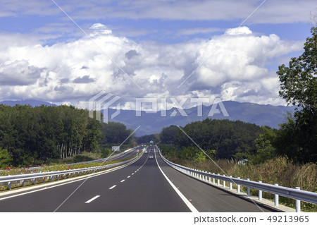 高速掩蔽巡邏車攻擊駕駛交通違規擁堵回家金邦精細服務 49213965