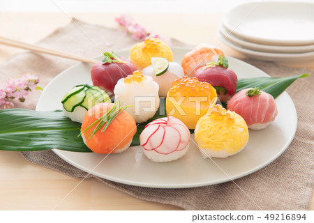 Temari Sushi 49216894