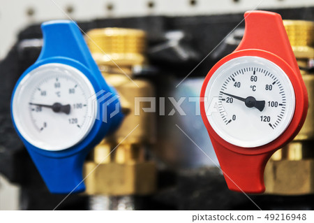 pressure gauge, fittings and valve, pipes and adapters. Plumbing fixtures   49216948